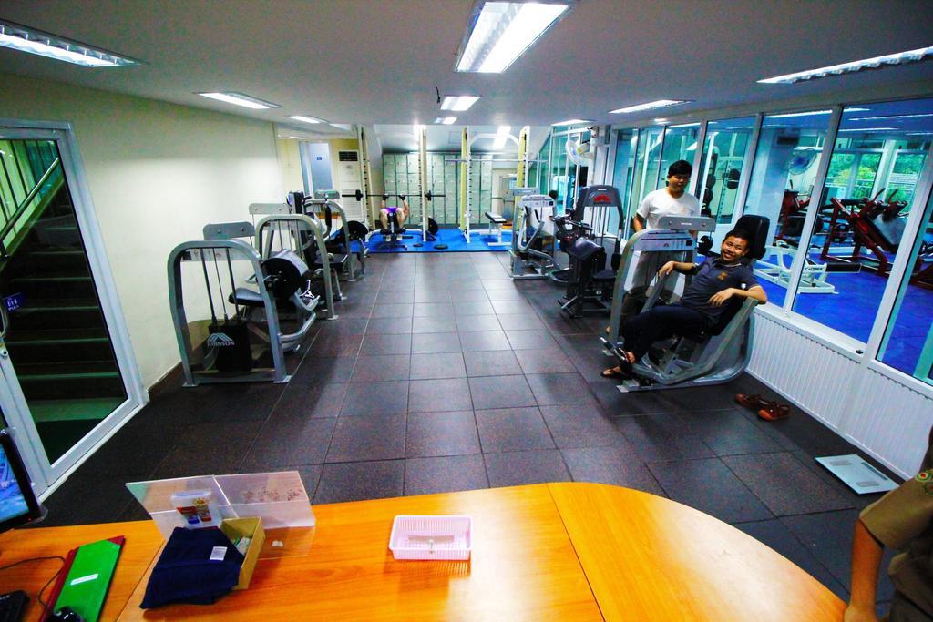 AC Sport Village Bangkok Exteriör bild