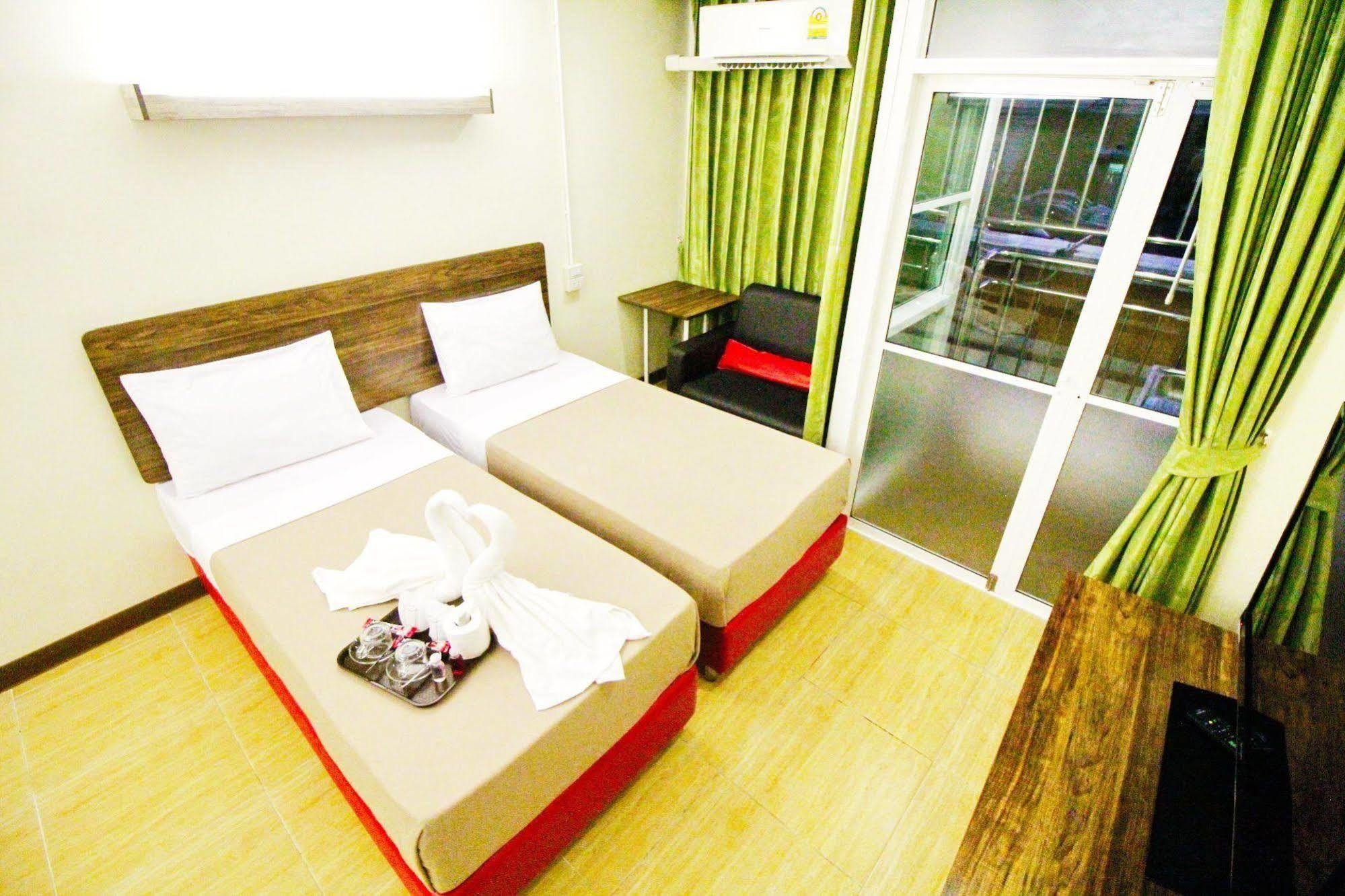 AC Sport Village Bangkok Exteriör bild