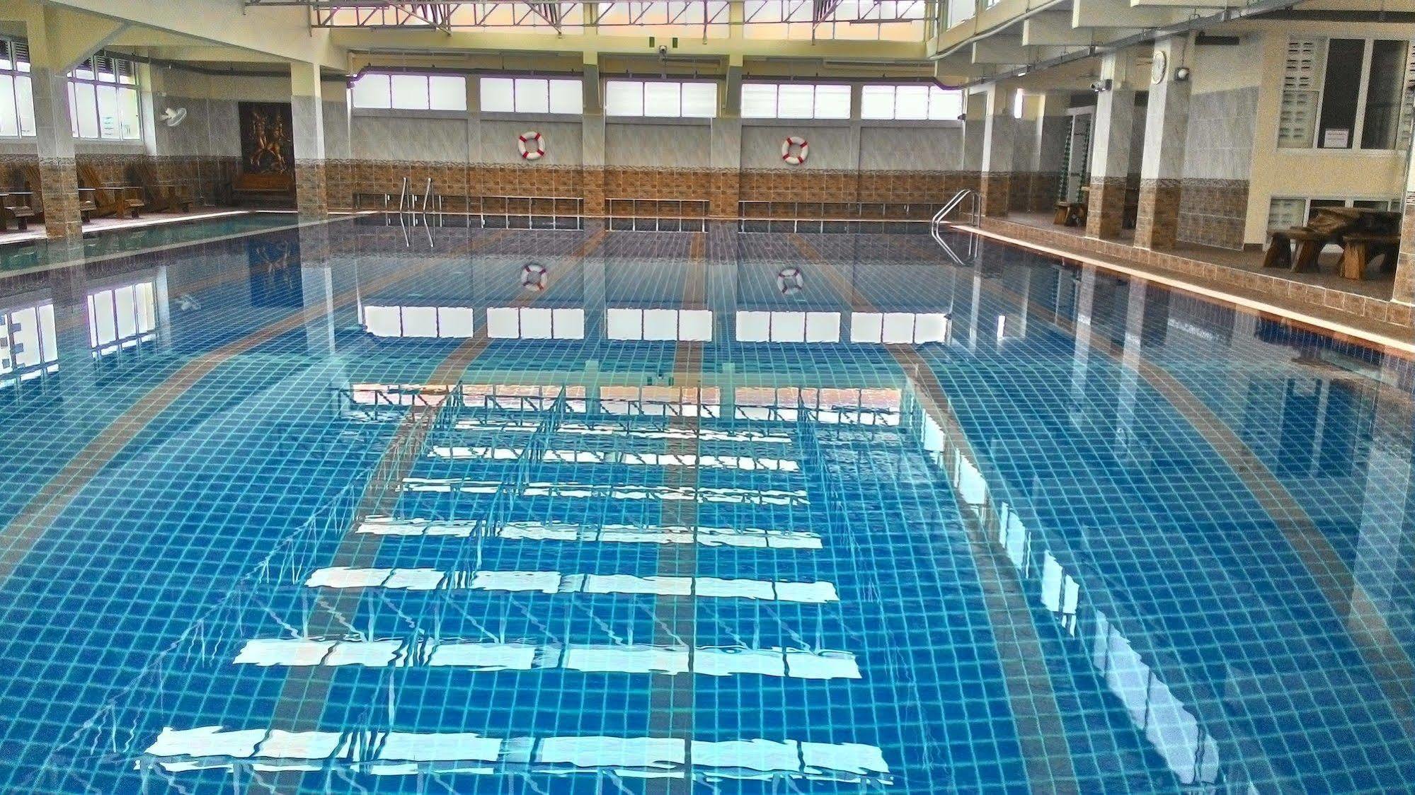 AC Sport Village Bangkok Exteriör bild