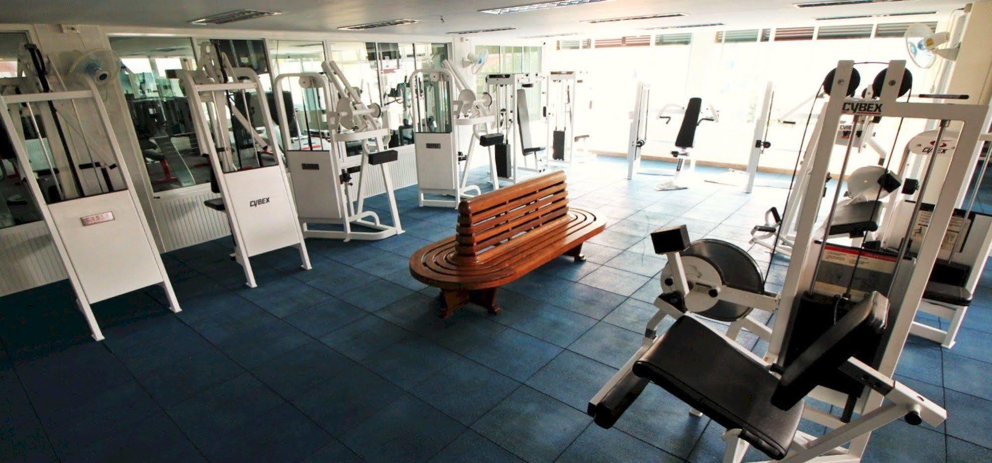 AC Sport Village Bangkok Exteriör bild